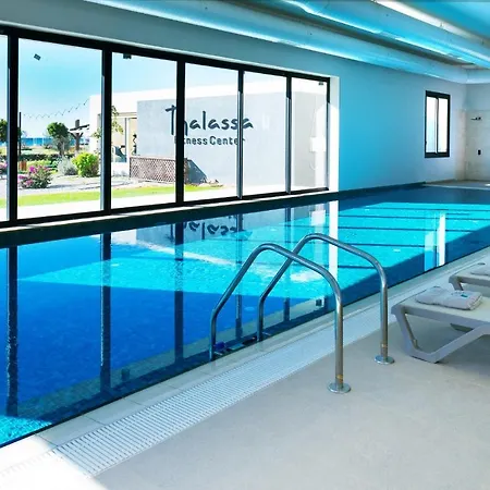 Thalassa Private Pool Vokolidha